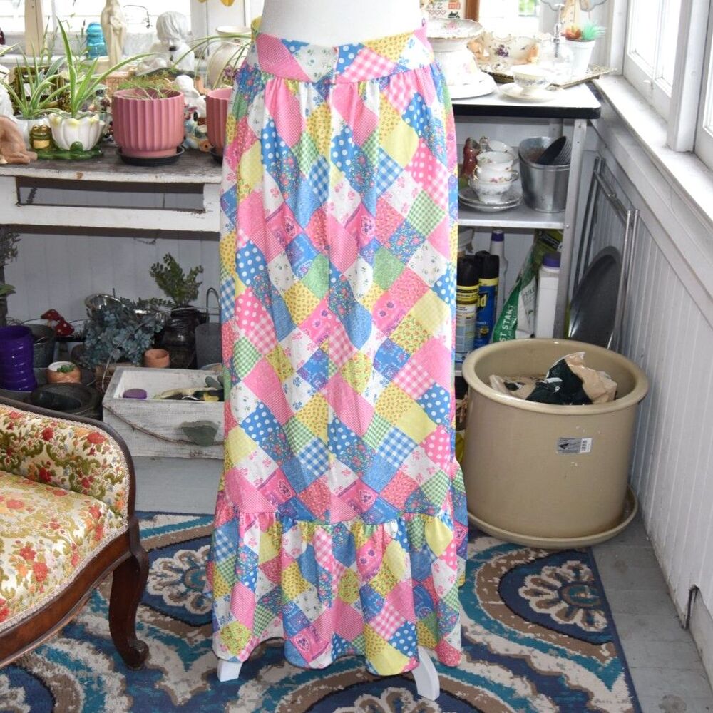 Vintage 70s Patchwork Print Prairie Maxi Skirt Cottagecore Boho M 32 Waist
